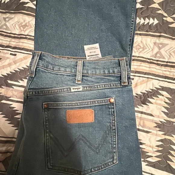 Wrangler 33x30 women’s boot cut jeans - Picture 1 of 1